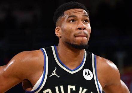 开云体育-不主动、不拒绝、不负责!字母哥逼雄鹿当分手罪人